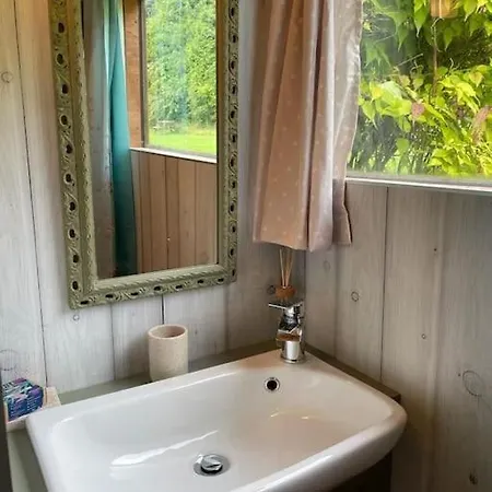 Chalet The At Shambala- Now With Sauna Available To Book! Whitby